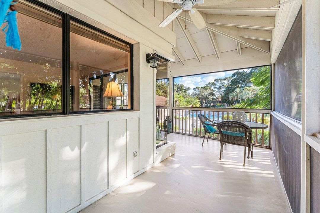 待售: $425,000 (2 贝兹, 2 浴室, 1366 平方英尺)