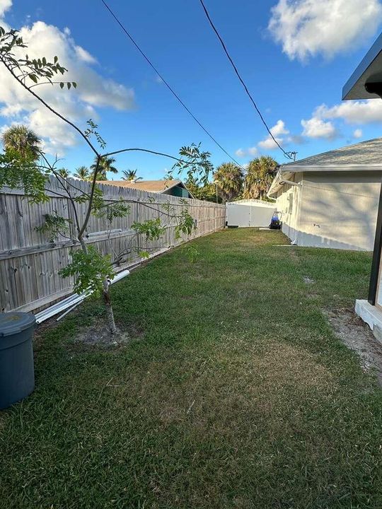 For Sale: $539,900 (3 beds, 2 baths, 1200 Square Feet)