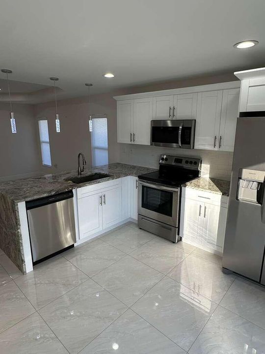 For Sale: $539,900 (3 beds, 2 baths, 1200 Square Feet)