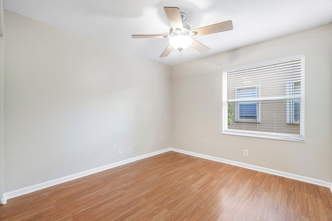 For Sale: $575,000 (4 beds, 2 baths, 1942 Square Feet)