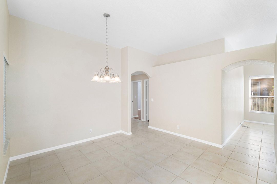 For Sale: $575,000 (4 beds, 2 baths, 1942 Square Feet)