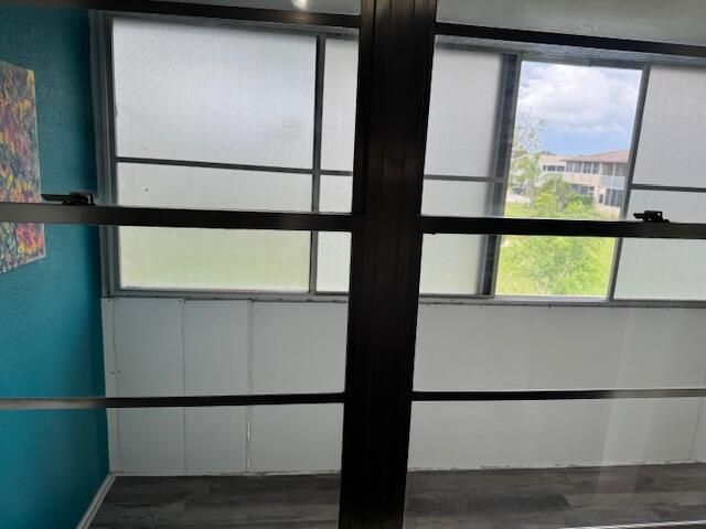 В аренду: $1,600 (2 спален, 1 ванн, 798 Квадратных фут)