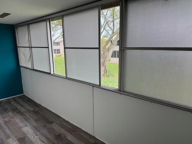 В аренду: $1,600 (2 спален, 1 ванн, 798 Квадратных фут)