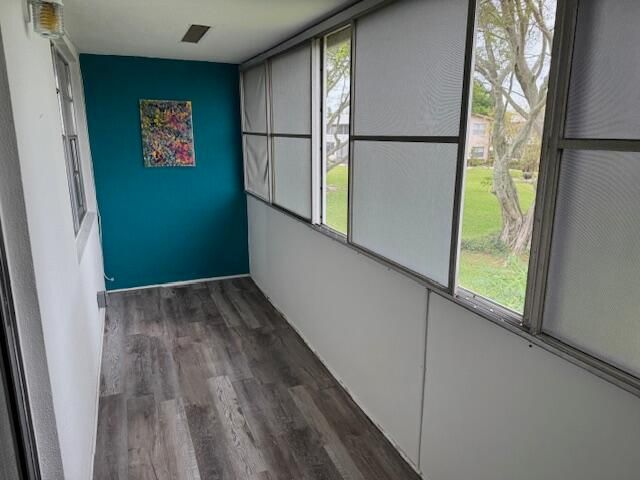 В аренду: $1,600 (2 спален, 1 ванн, 798 Квадратных фут)