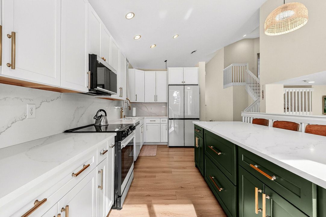 For Sale: $725,000 (4 beds, 3 baths, 2325 Square Feet)