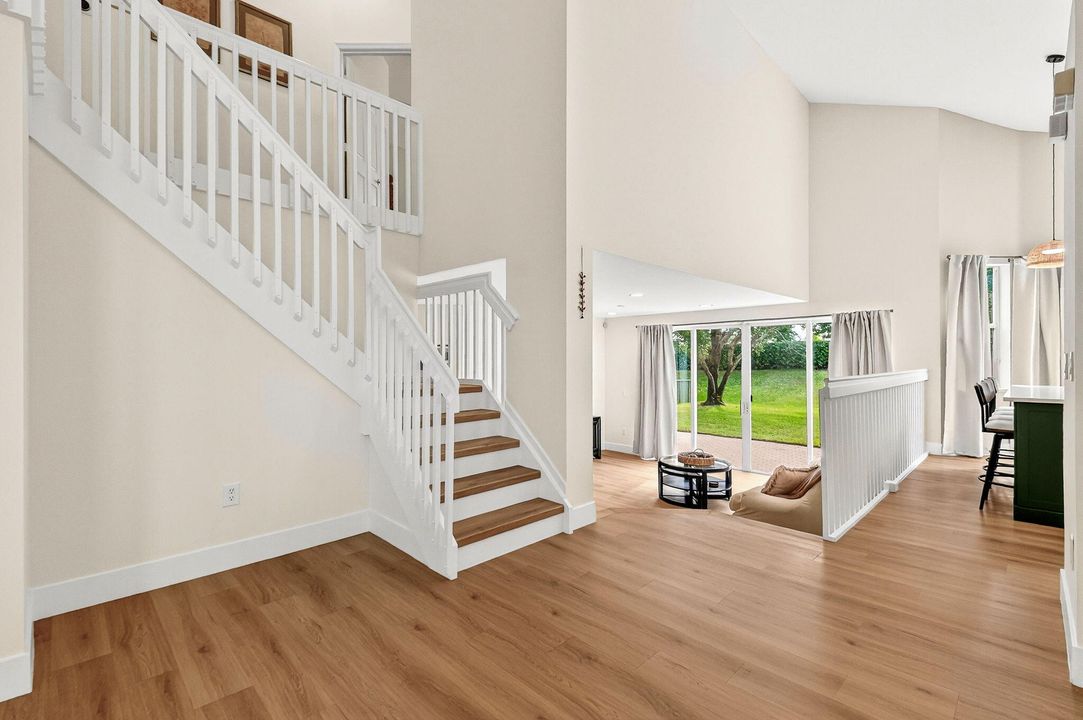 For Sale: $725,000 (4 beds, 3 baths, 2325 Square Feet)