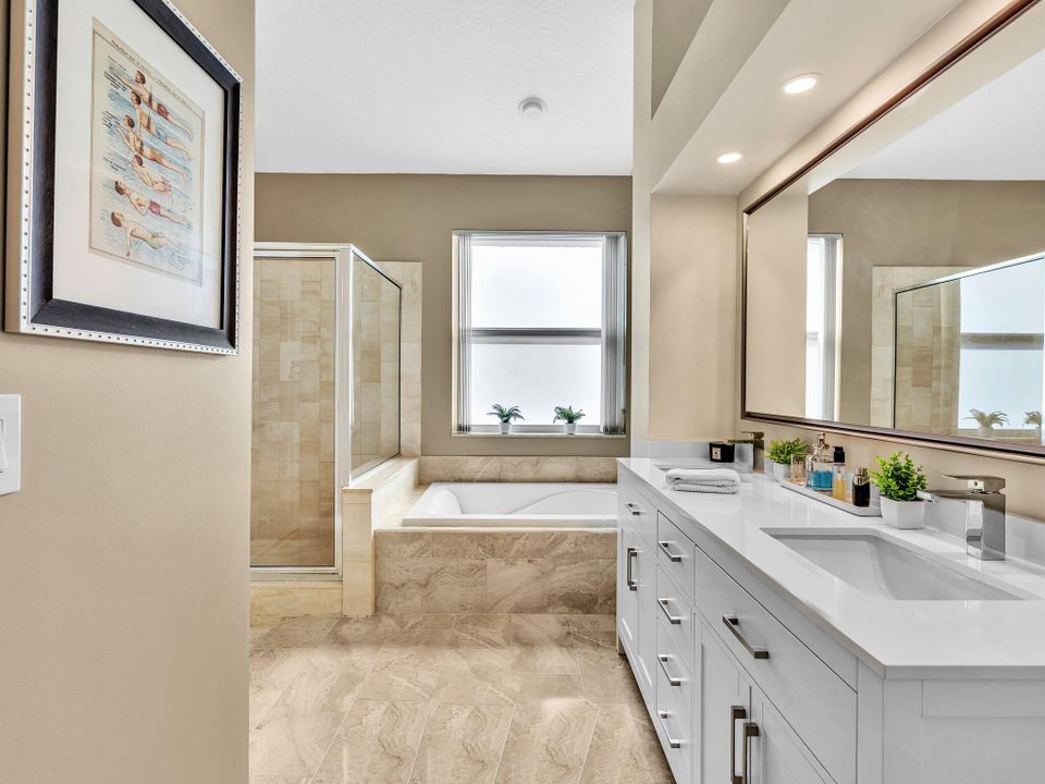 Activo con contrato: $575,000 (3 camas, 2 baños, 1945 Pies cuadrados)