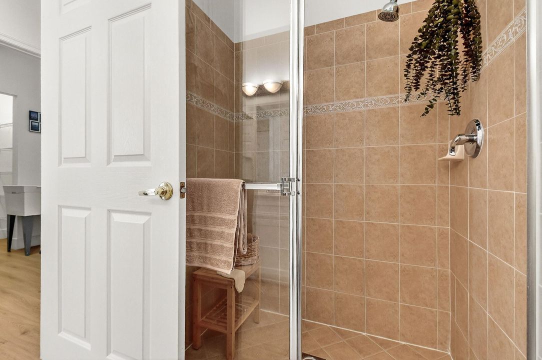 For Sale: $725,000 (4 beds, 3 baths, 2325 Square Feet)