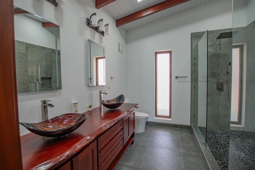 En Venta: $2,800,000 (0 camas, 0 baños, 3600 Pies cuadrados)