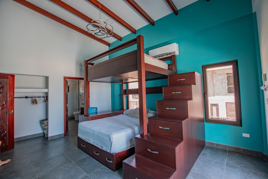 En Venta: $2,800,000 (0 camas, 0 baños, 3600 Pies cuadrados)