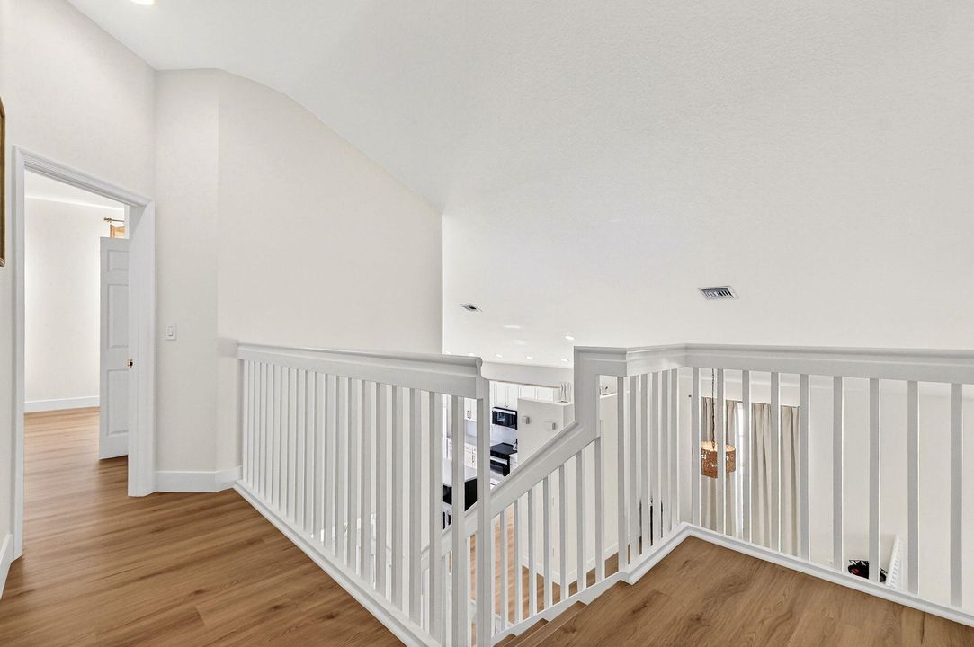 For Sale: $725,000 (4 beds, 3 baths, 2325 Square Feet)