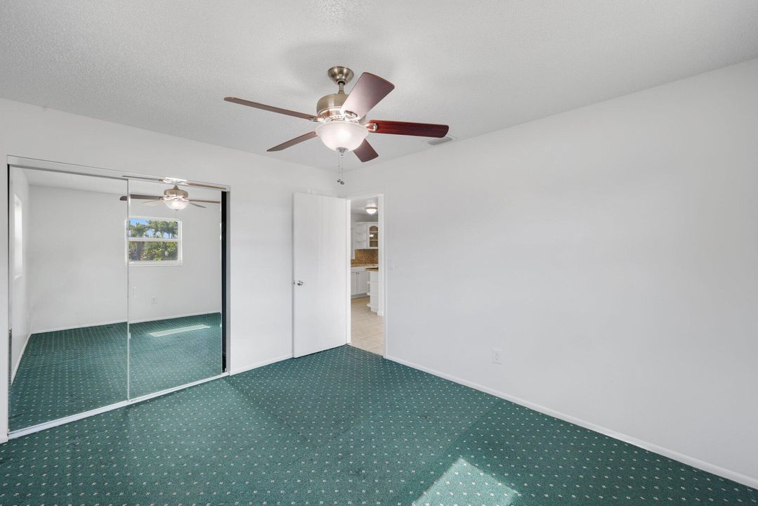 Active With Contract: $349,000 (3 beds, 1 baths, 1026 Square Feet)