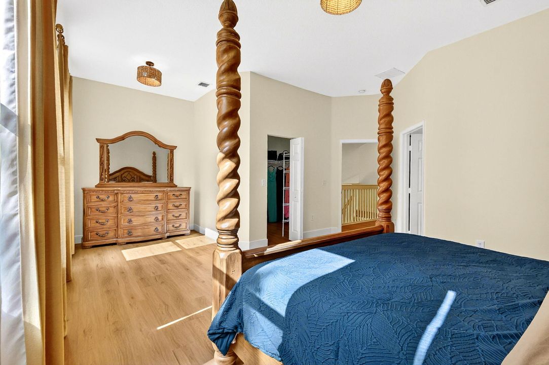 For Sale: $725,000 (4 beds, 3 baths, 2325 Square Feet)