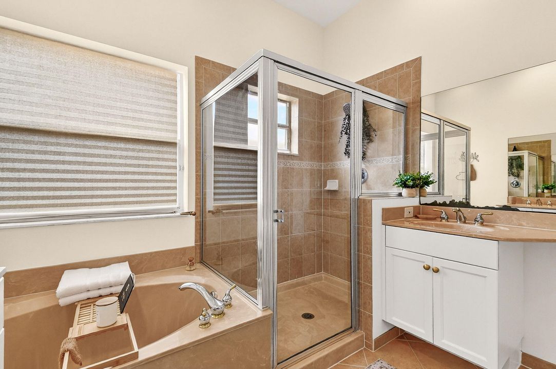 For Sale: $725,000 (4 beds, 3 baths, 2325 Square Feet)