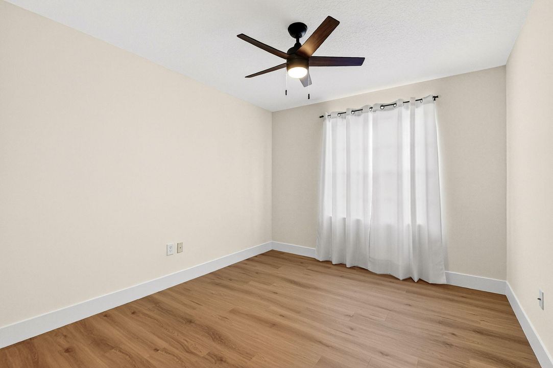 For Sale: $725,000 (4 beds, 3 baths, 2325 Square Feet)