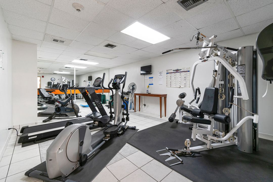 Active With Contract: $3,600 (1 beds, 1 baths, 1141 Square Feet)