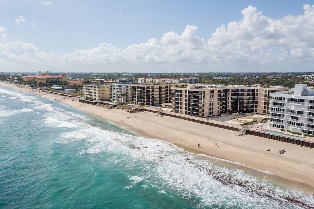 Active With Contract: $3,600 (1 beds, 1 baths, 1141 Square Feet)