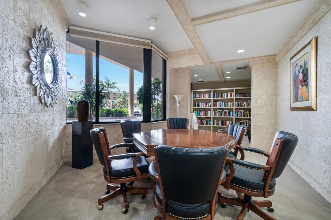 Active With Contract: $3,600 (1 beds, 1 baths, 1141 Square Feet)