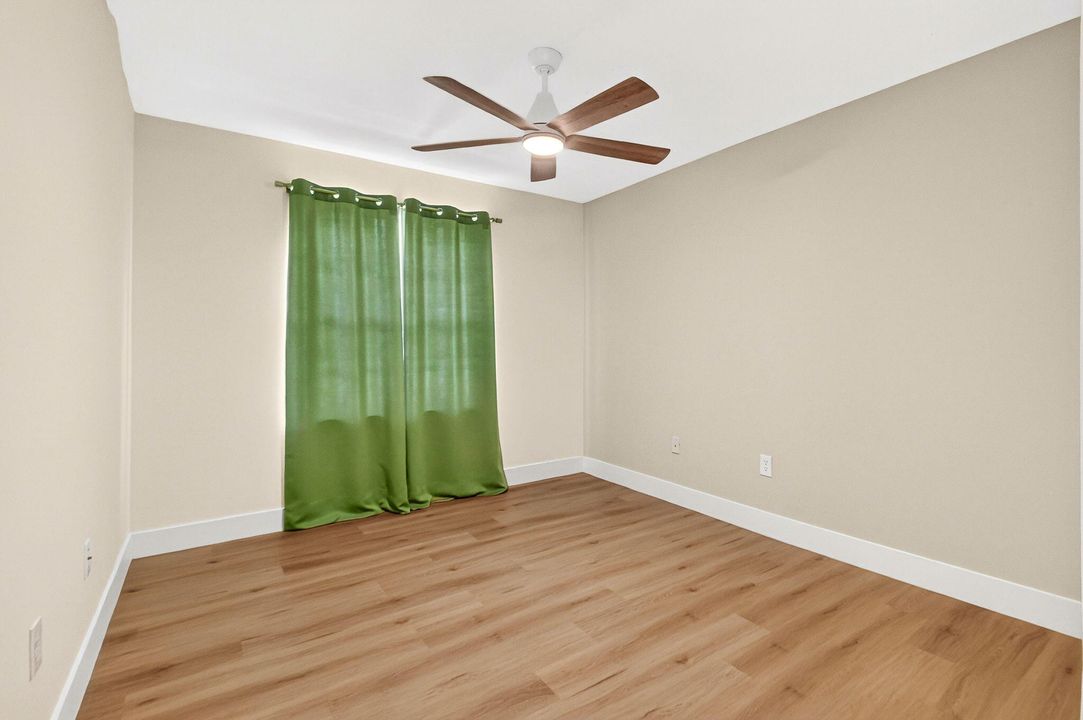 For Sale: $725,000 (4 beds, 3 baths, 2325 Square Feet)