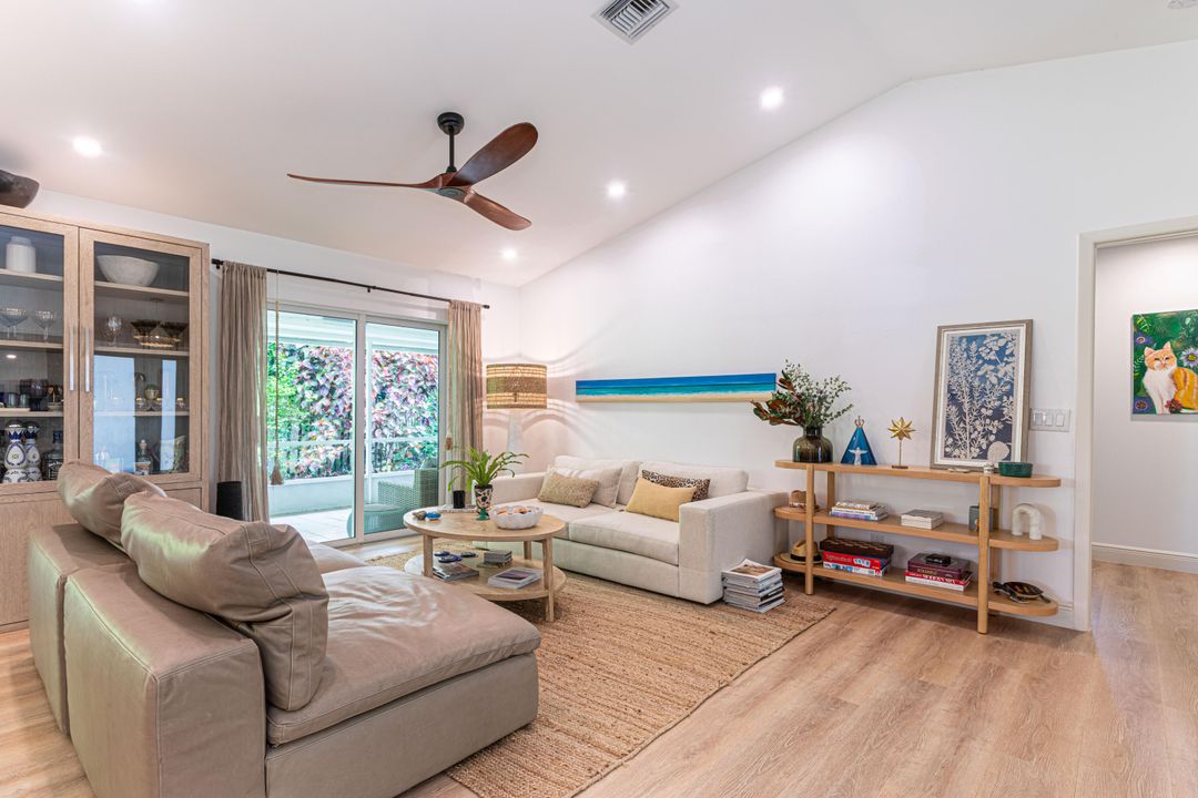 For Sale: $823,000 (3 beds, 2 baths, 1737 Square Feet)