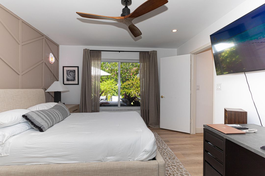 For Sale: $823,000 (3 beds, 2 baths, 1737 Square Feet)