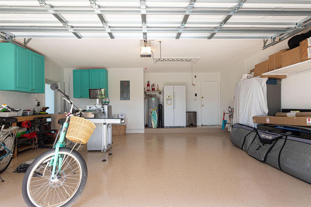 For Sale: $823,000 (3 beds, 2 baths, 1737 Square Feet)