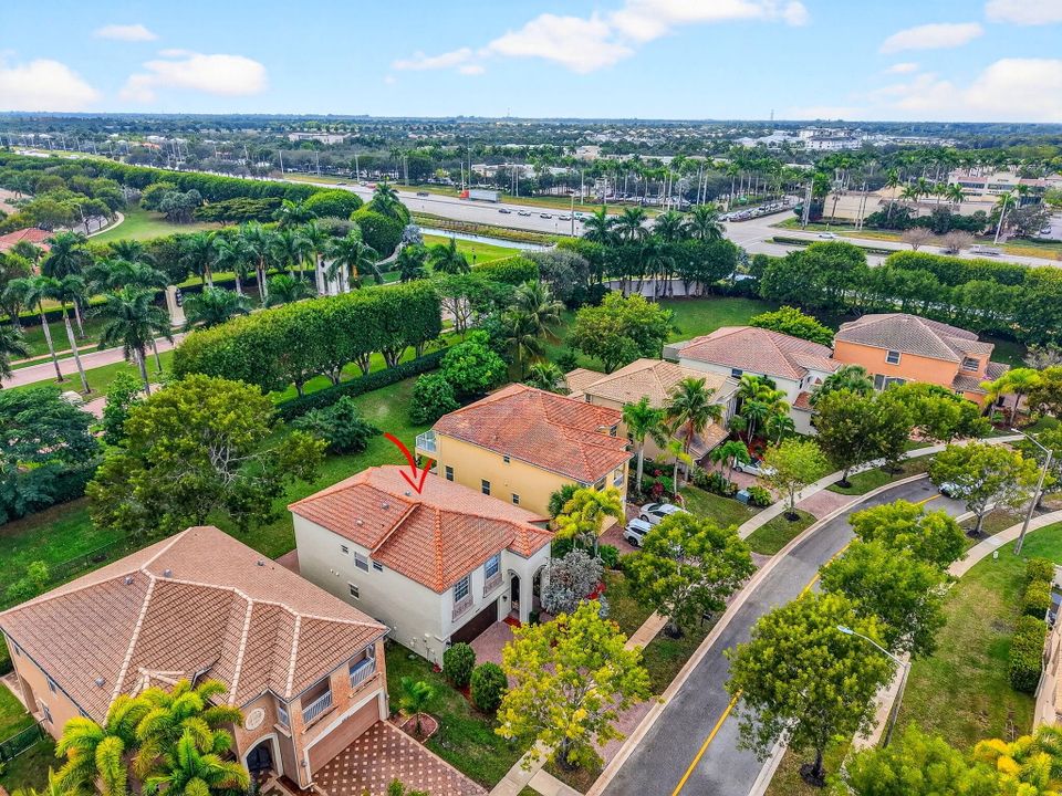 For Sale: $725,000 (4 beds, 3 baths, 2325 Square Feet)