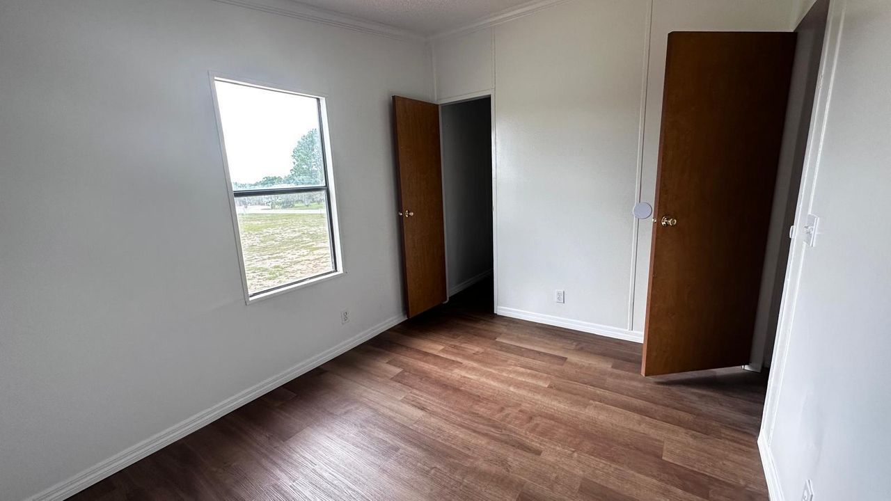 For Sale: $149,000 (3 beds, 2 baths, 1056 Square Feet)