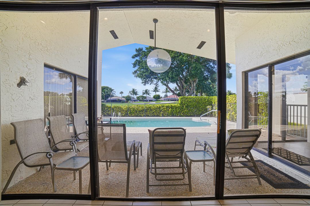 待售: $489,000 (3 贝兹, 2 浴室, 2216 平方英尺)