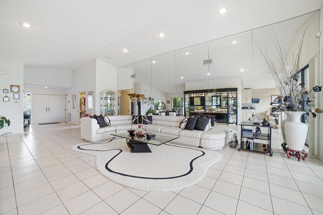 待售: $489,000 (3 贝兹, 2 浴室, 2216 平方英尺)