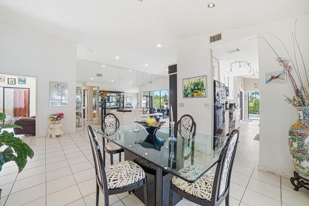 待售: $489,000 (3 贝兹, 2 浴室, 2216 平方英尺)