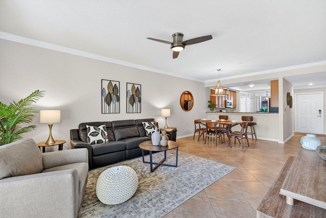 For Sale: $485,000 (2 beds, 2 baths, 1352 Square Feet)