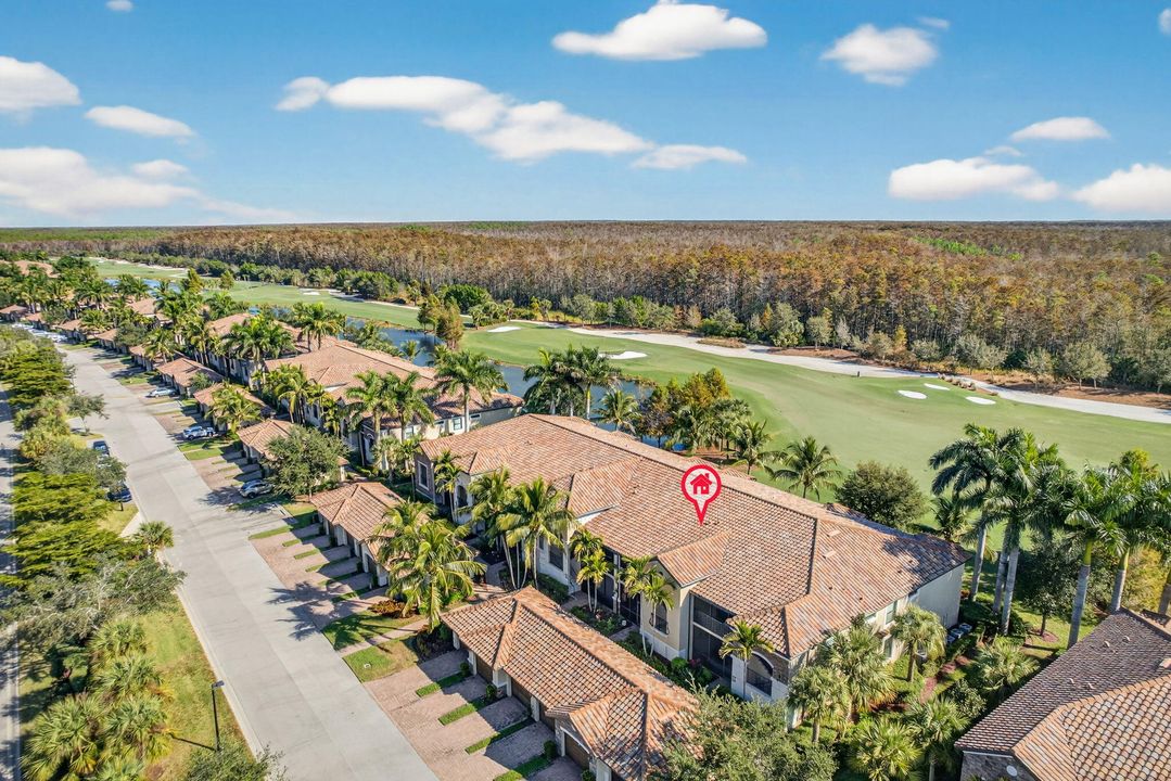 For Sale: $485,000 (2 beds, 2 baths, 1352 Square Feet)