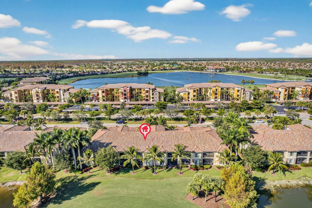 For Sale: $485,000 (2 beds, 2 baths, 1352 Square Feet)