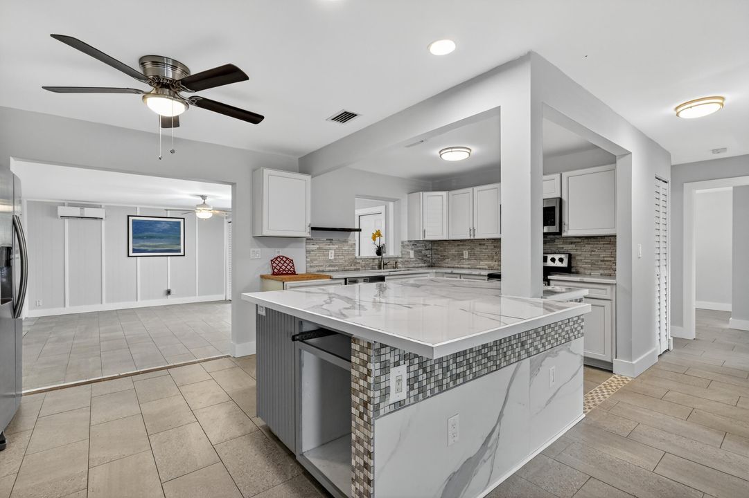 Active With Contract: $425,000 (3 beds, 2 baths, 1312 Square Feet)