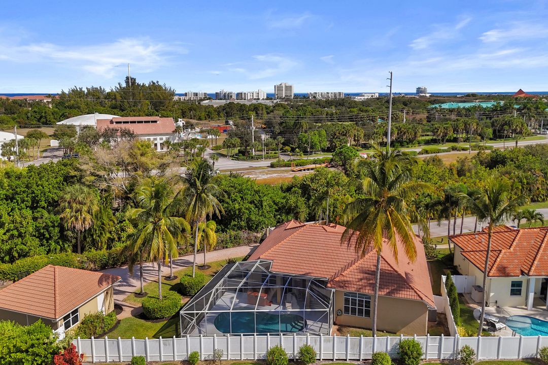 待售: $1,100,000 (3 贝兹, 2 浴室, 2363 平方英尺)