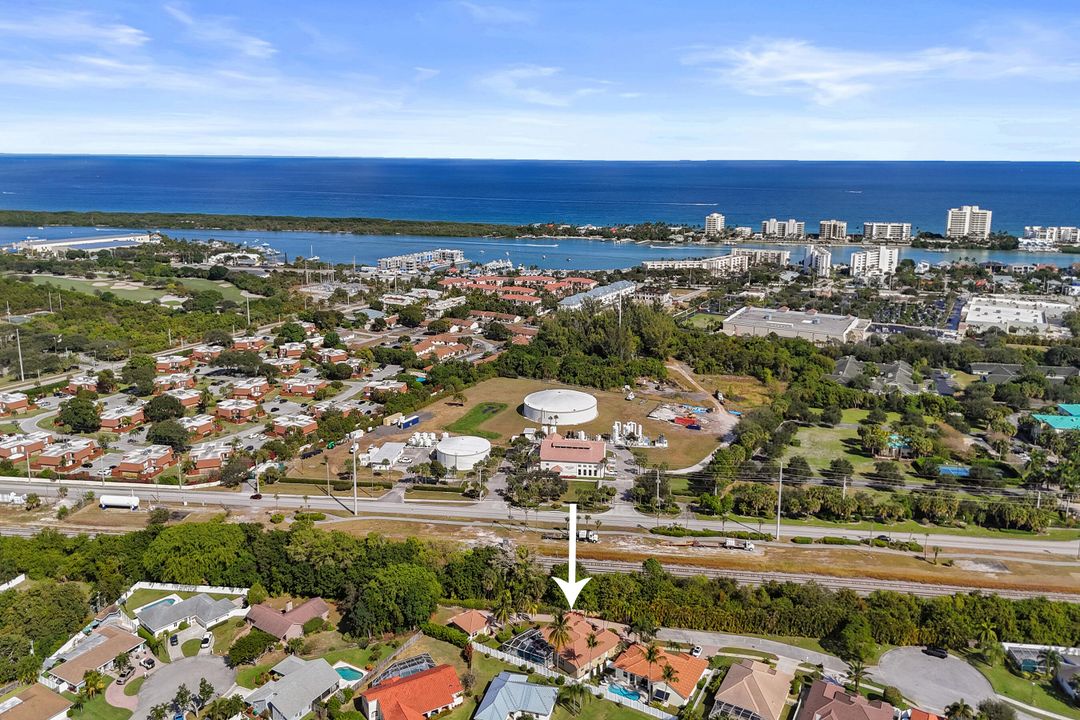 待售: $1,100,000 (3 贝兹, 2 浴室, 2363 平方英尺)