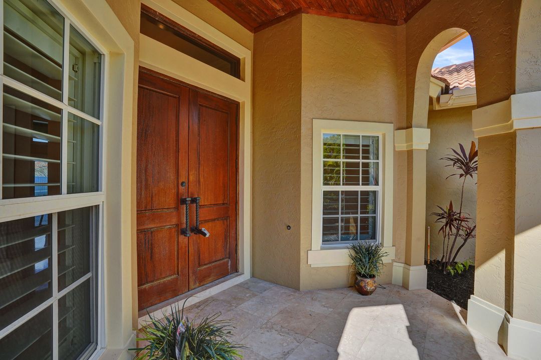 待售: $1,100,000 (3 贝兹, 2 浴室, 2363 平方英尺)