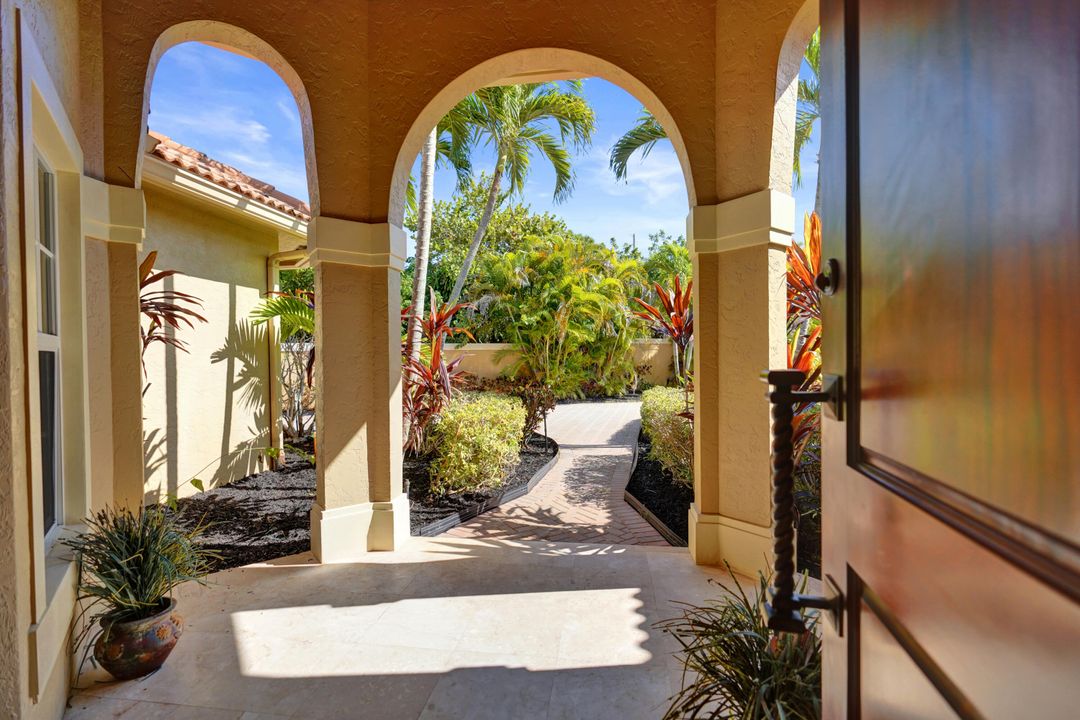 待售: $1,100,000 (3 贝兹, 2 浴室, 2363 平方英尺)