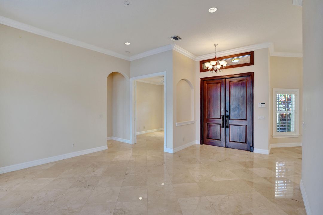 待售: $1,100,000 (3 贝兹, 2 浴室, 2363 平方英尺)