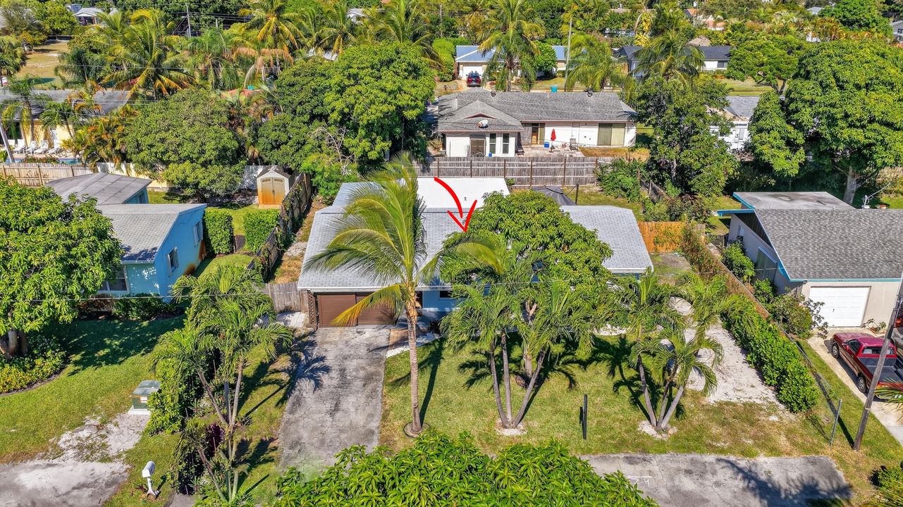 Active With Contract: $425,000 (3 beds, 2 baths, 1312 Square Feet)