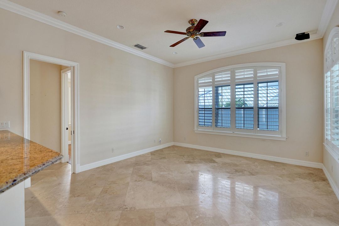 待售: $1,100,000 (3 贝兹, 2 浴室, 2363 平方英尺)