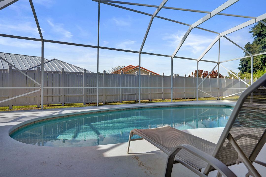 待售: $1,100,000 (3 贝兹, 2 浴室, 2363 平方英尺)