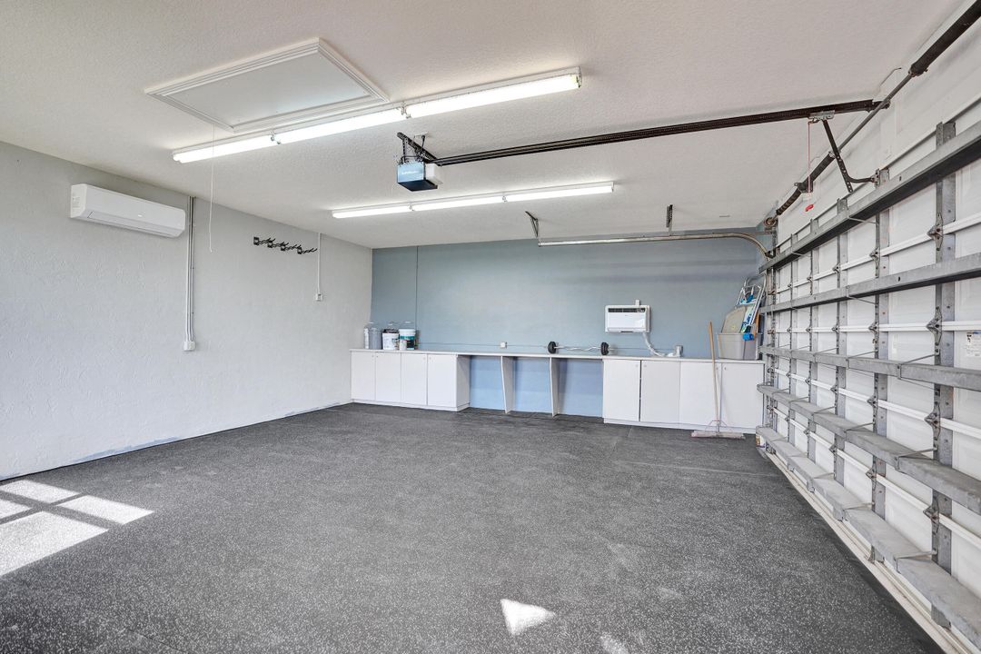 待售: $1,100,000 (3 贝兹, 2 浴室, 2363 平方英尺)