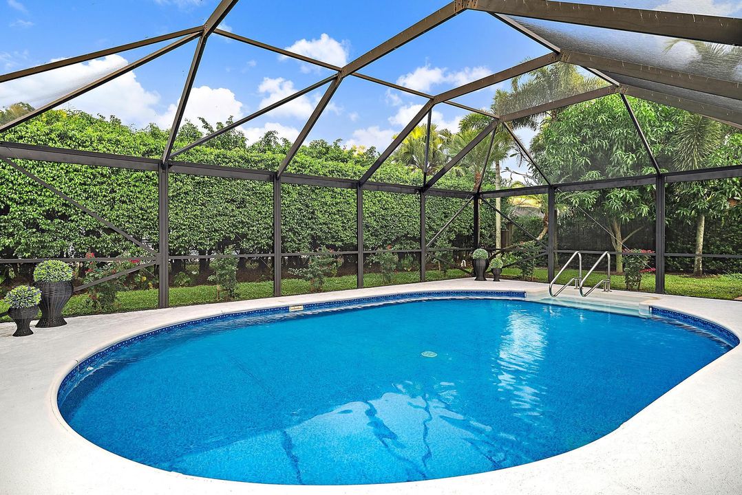 For Sale: $1,299,000 (3 beds, 2 baths, 2145 Square Feet)