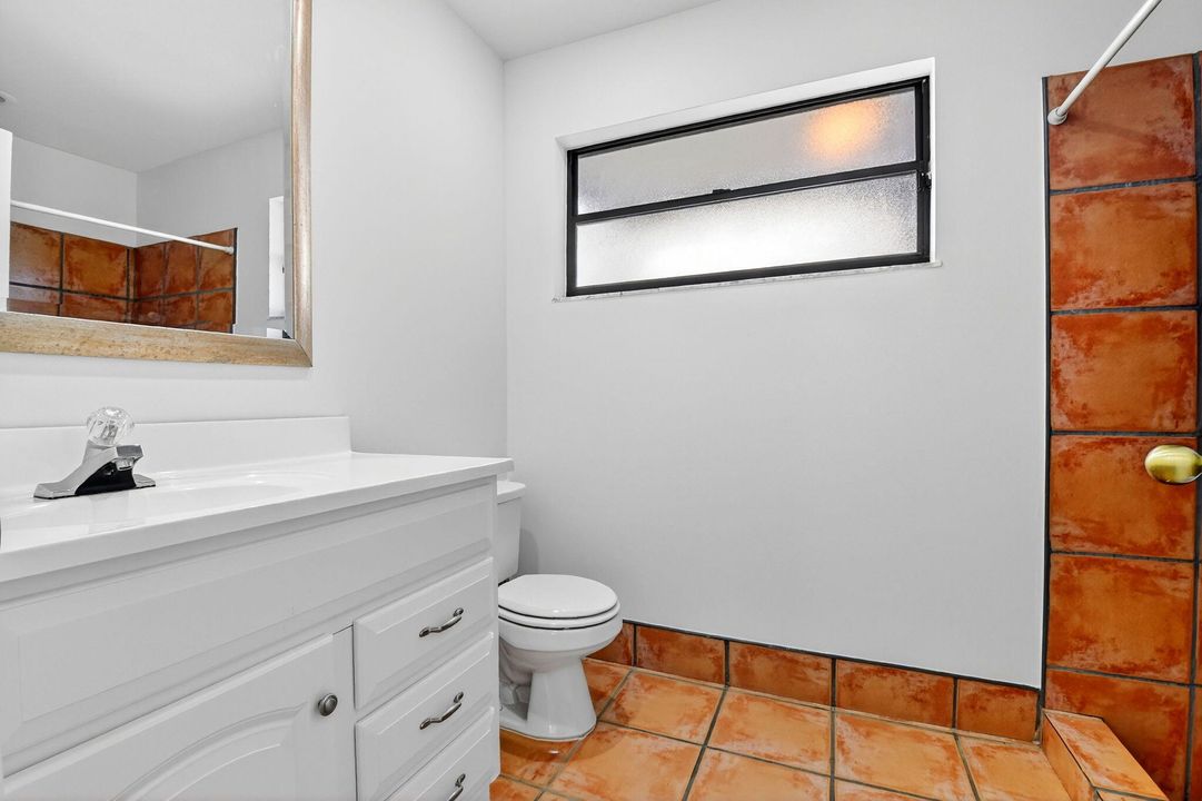 待售: $509,000 (2 贝兹, 2 浴室, 1203 平方英尺)