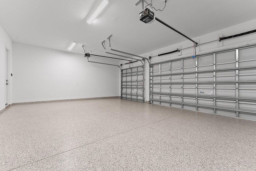 For Rent: $6,000 (5 beds, 3 baths, 3427 Square Feet)