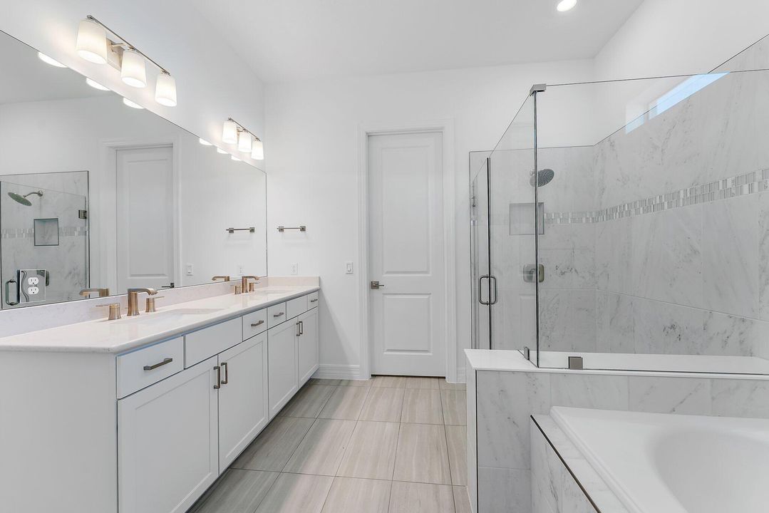 For Rent: $6,000 (5 beds, 3 baths, 3427 Square Feet)