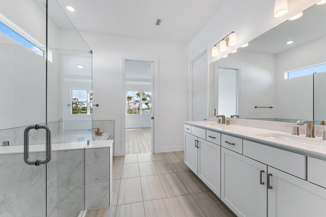 For Rent: $6,000 (5 beds, 3 baths, 3427 Square Feet)