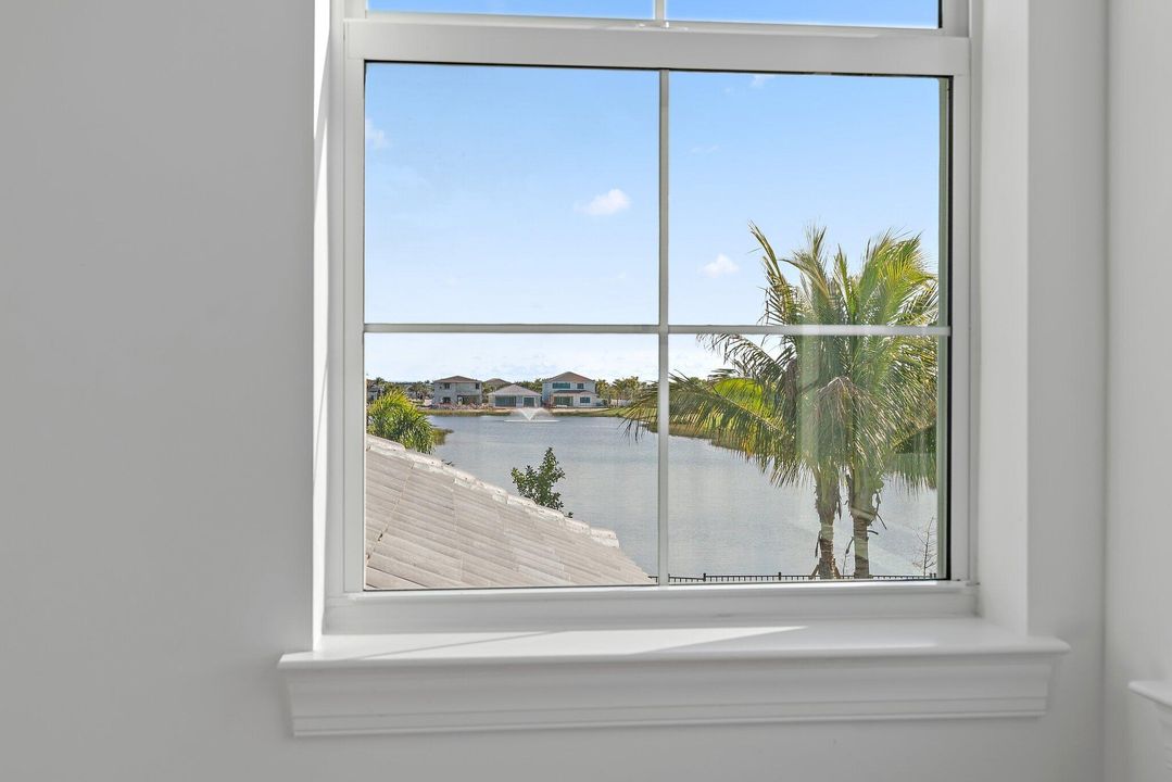 For Rent: $6,000 (5 beds, 3 baths, 3427 Square Feet)